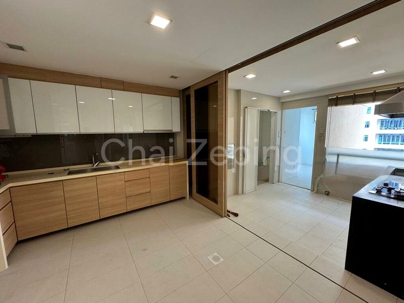 3 Bed Condo for Rent in  Parkshore - Image 10